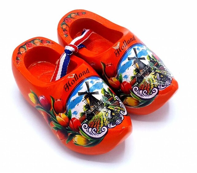 Souvenir woodenshoes 8cm orange