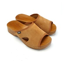 Sandals with wooden sole, beige suede leather - Dina