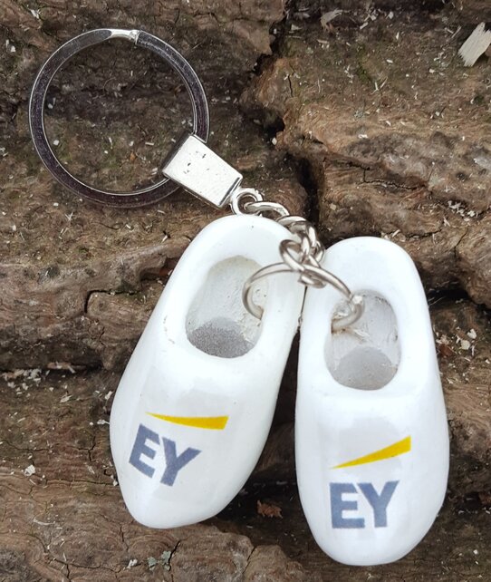 Keyhanger with two woodenshoes white with your logo