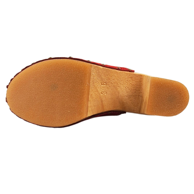 Red heels suede clogs van Dina
