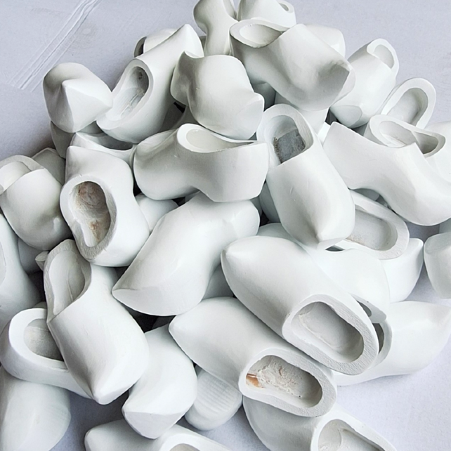 craft clogs 14cm - painted white - per piece -