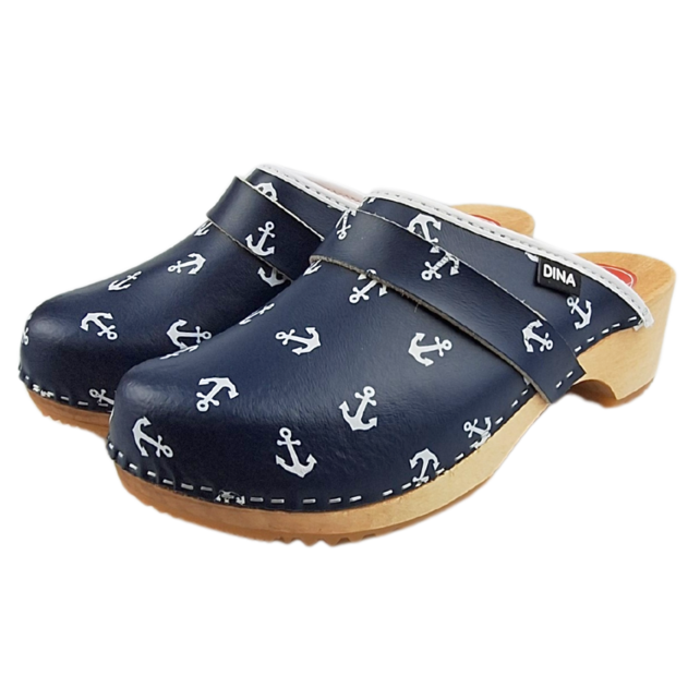 Dina Blue anchors open Dina Blue anchors open