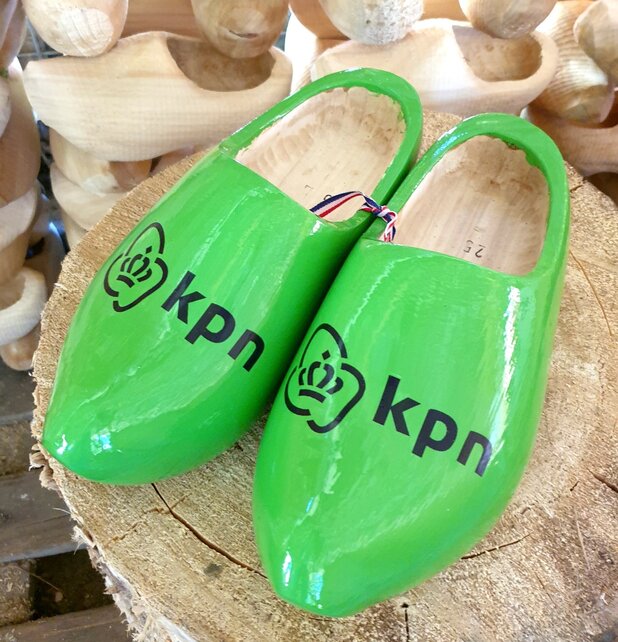 Woodenshoes in RAL color with personal printing