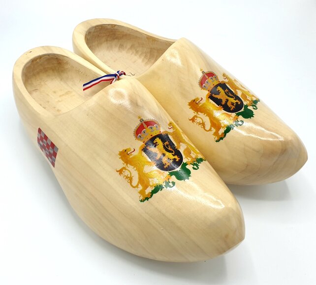 Woodenshoes in RAL color with personal printing