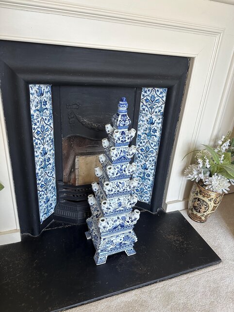 Delft blue Pyramid Vase for tulips - 85cm high