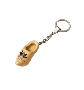 Wooden shoe keychain pair 4cm with print - plain