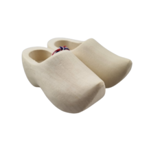 Paartje souvenirs geschuurd 14cm