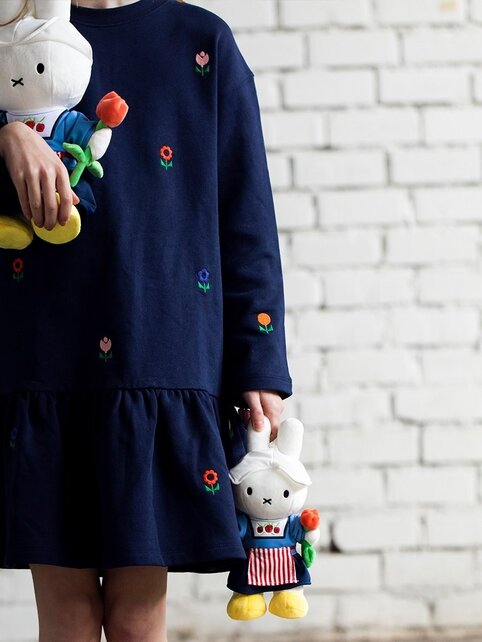 Miffy Farmer - 23cm cuddly toy