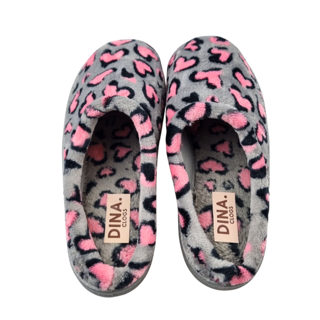 Women's slip-on shoes grey panther hearts – wonderfully soft with a firm sole