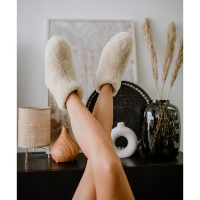 Wonderfully Warm Wool Slippers – High Model Off-White