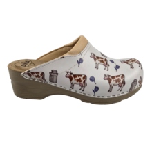 Medical clogs - brown cow tulip can - Dina