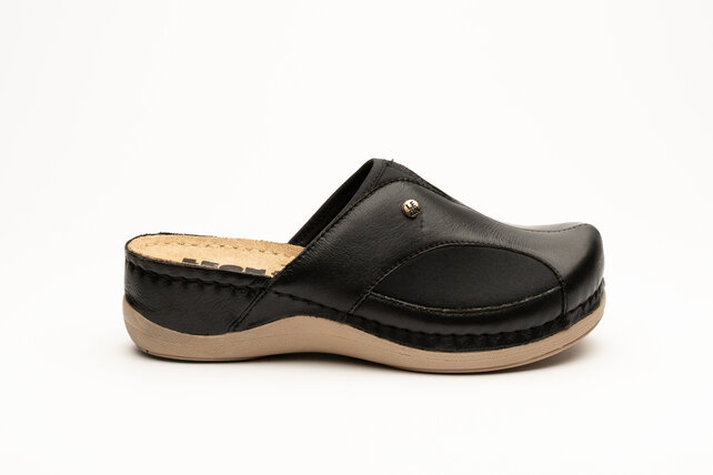 clogs with non-slip sole and elastic sides - comfortable for hallux valgus - color black