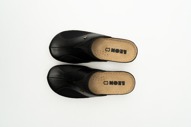 klompen met antislip-zool en elastische zijdes - comfortabel bij Hallux Valgus - kleur zwart