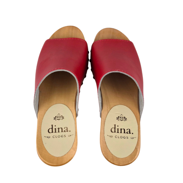 Dina Wooden sandals Red with studs