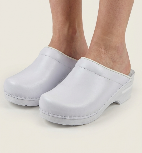 Medical clogs - PU sole and open heel - white