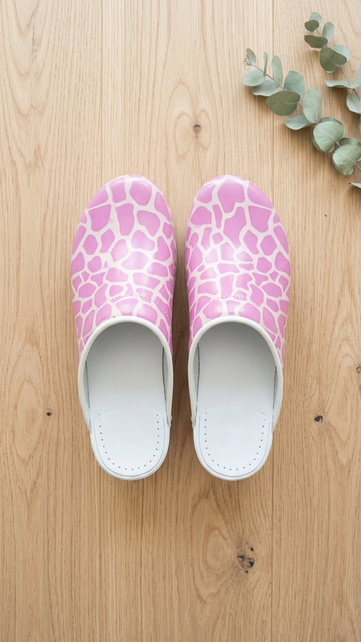 Medische klompen - Dina - Pink Giraffe