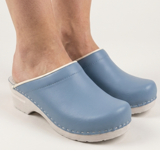 Medical clogs - PU sole and open heel - Blue