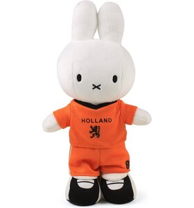 Nijntje voetballer oranje - 24cm knuffel