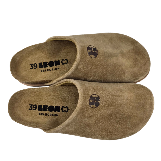 Leon Klompen - suede leren upper - comfortabel zacht voetbed - beige