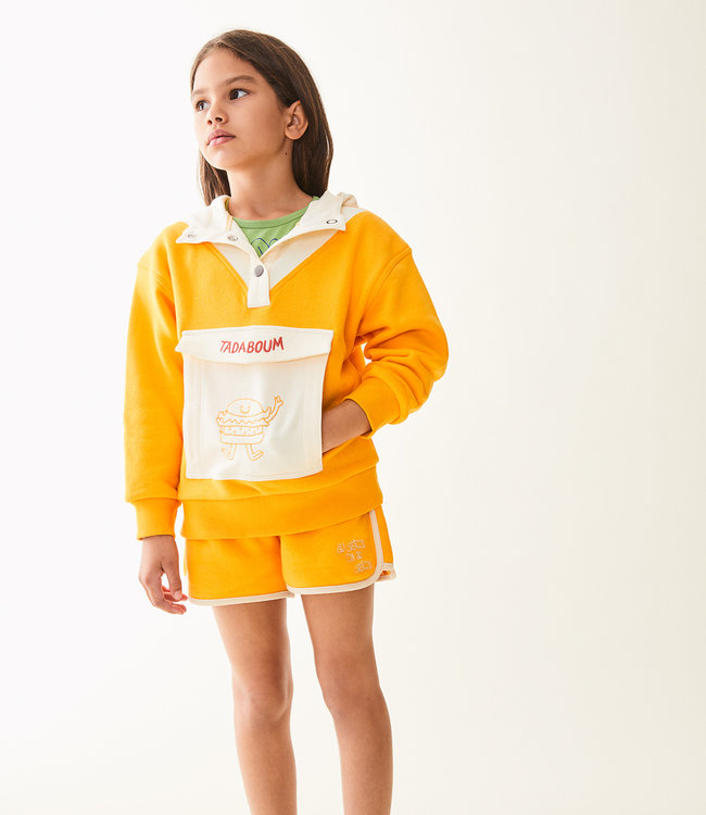 Maison Tadaboum Retro short in gele sweaterstof