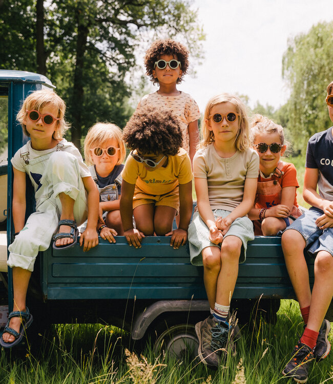 Renée Lunettes Kinderzonnebril in 6 verschillende kleurtjes