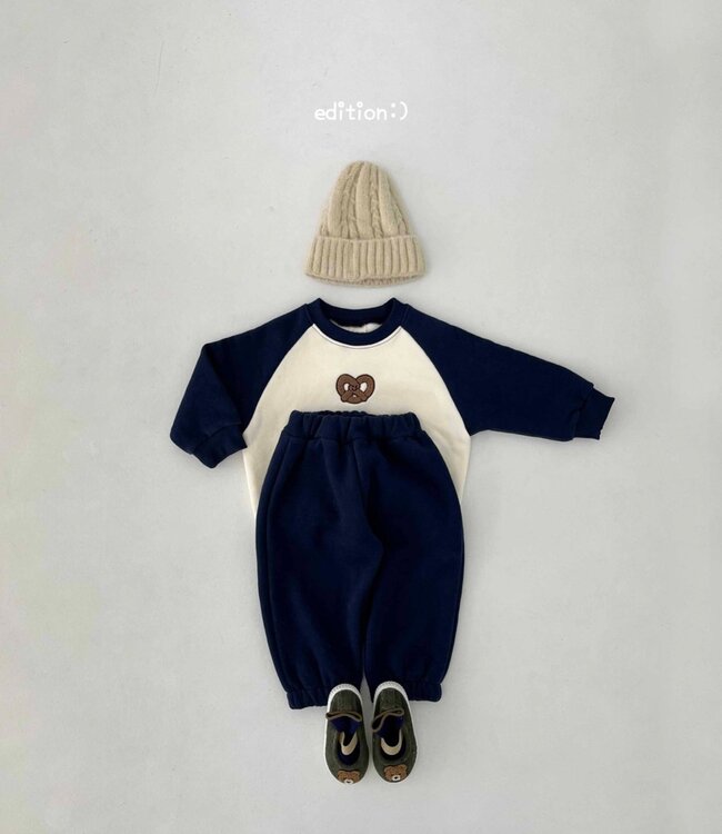 Edition Leuke outfit bestaande uit broekje en sweater met pretzel