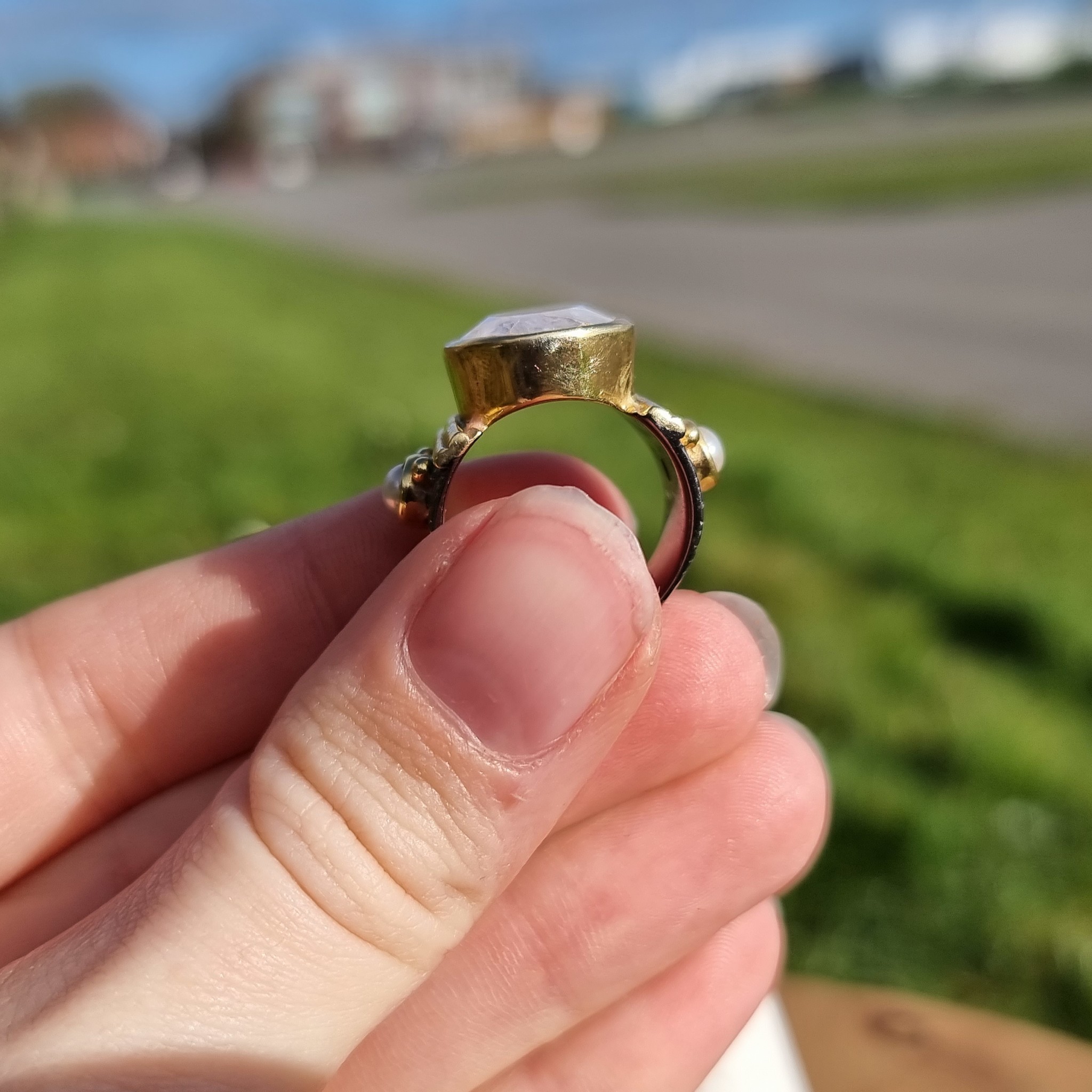 Regenboog Maansteen ring met parel (Maat 16,75)