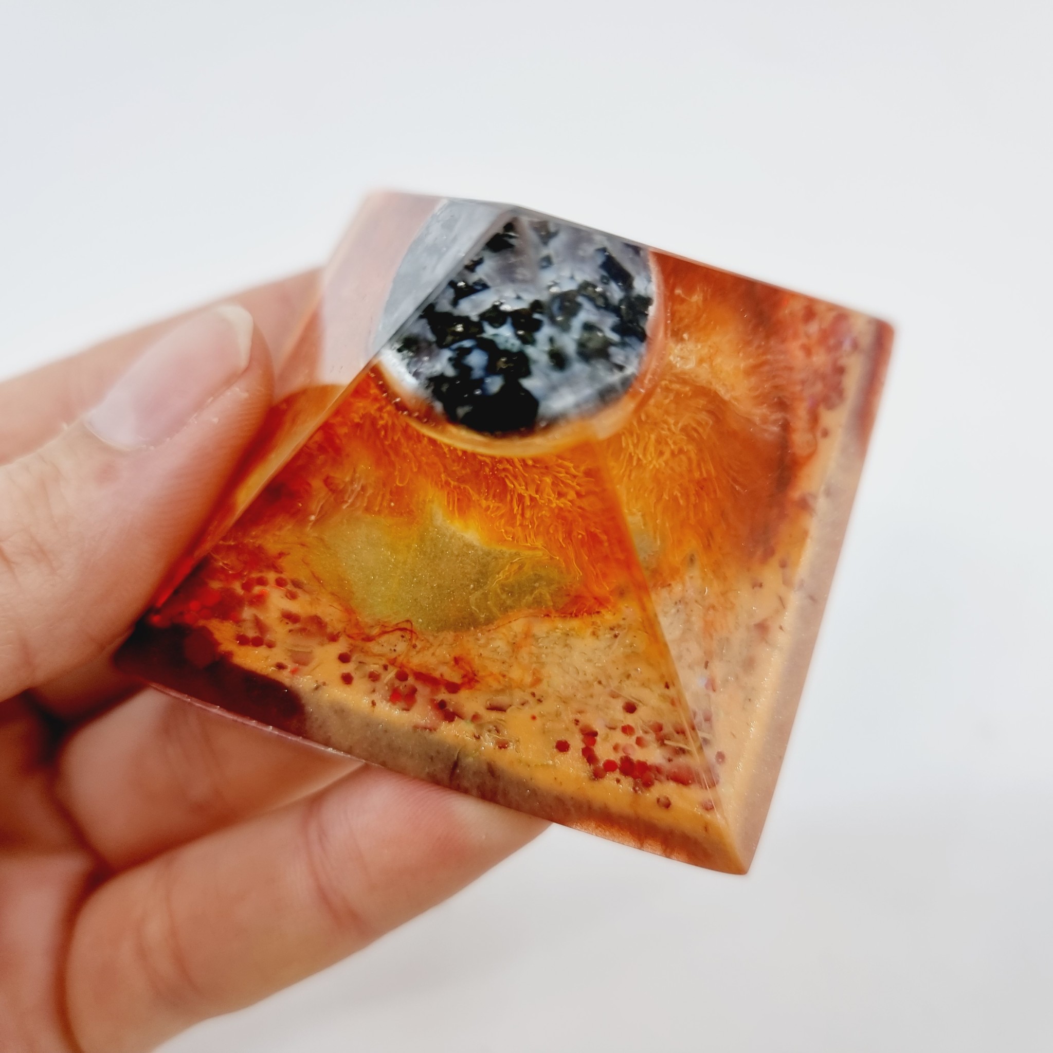Mystical being - Orgonite piramide