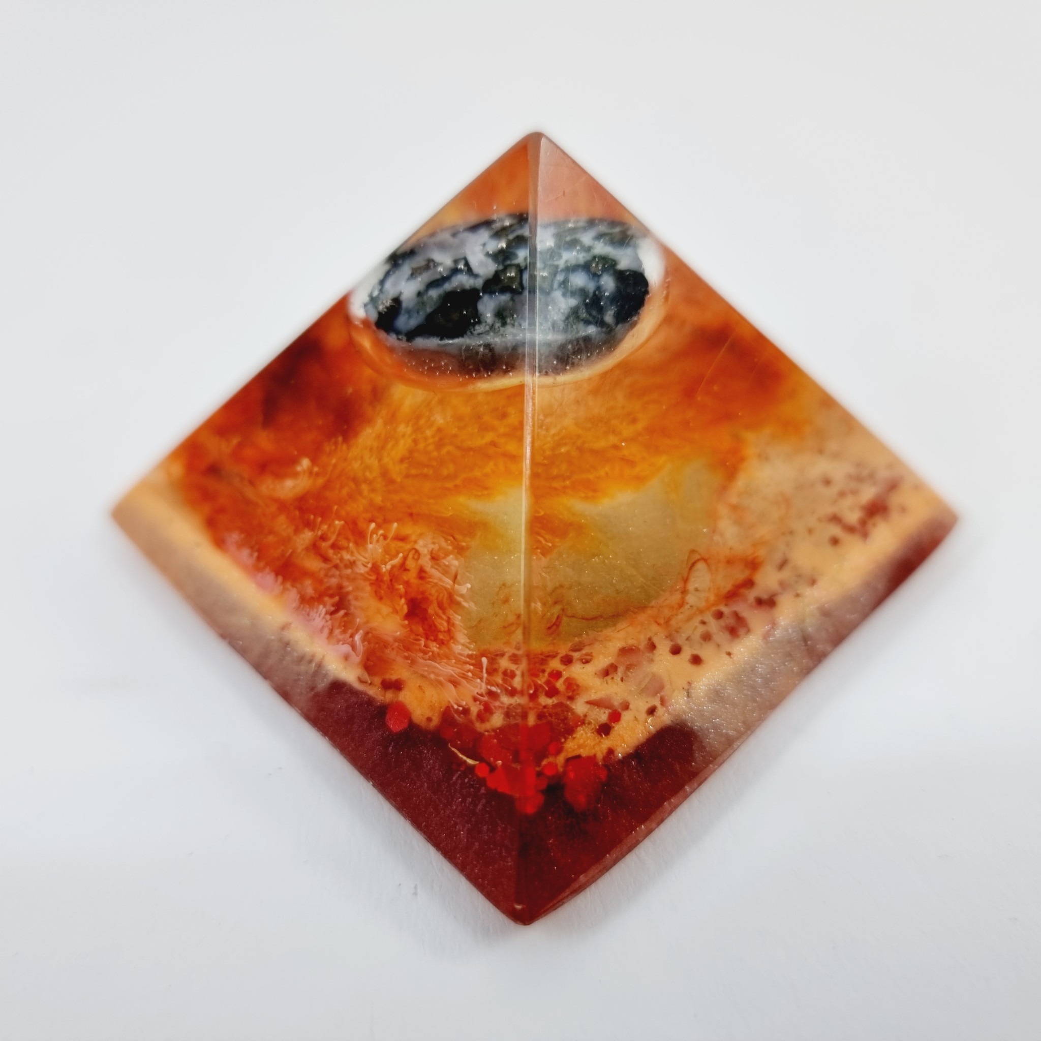 Mystical being - Orgonite piramide