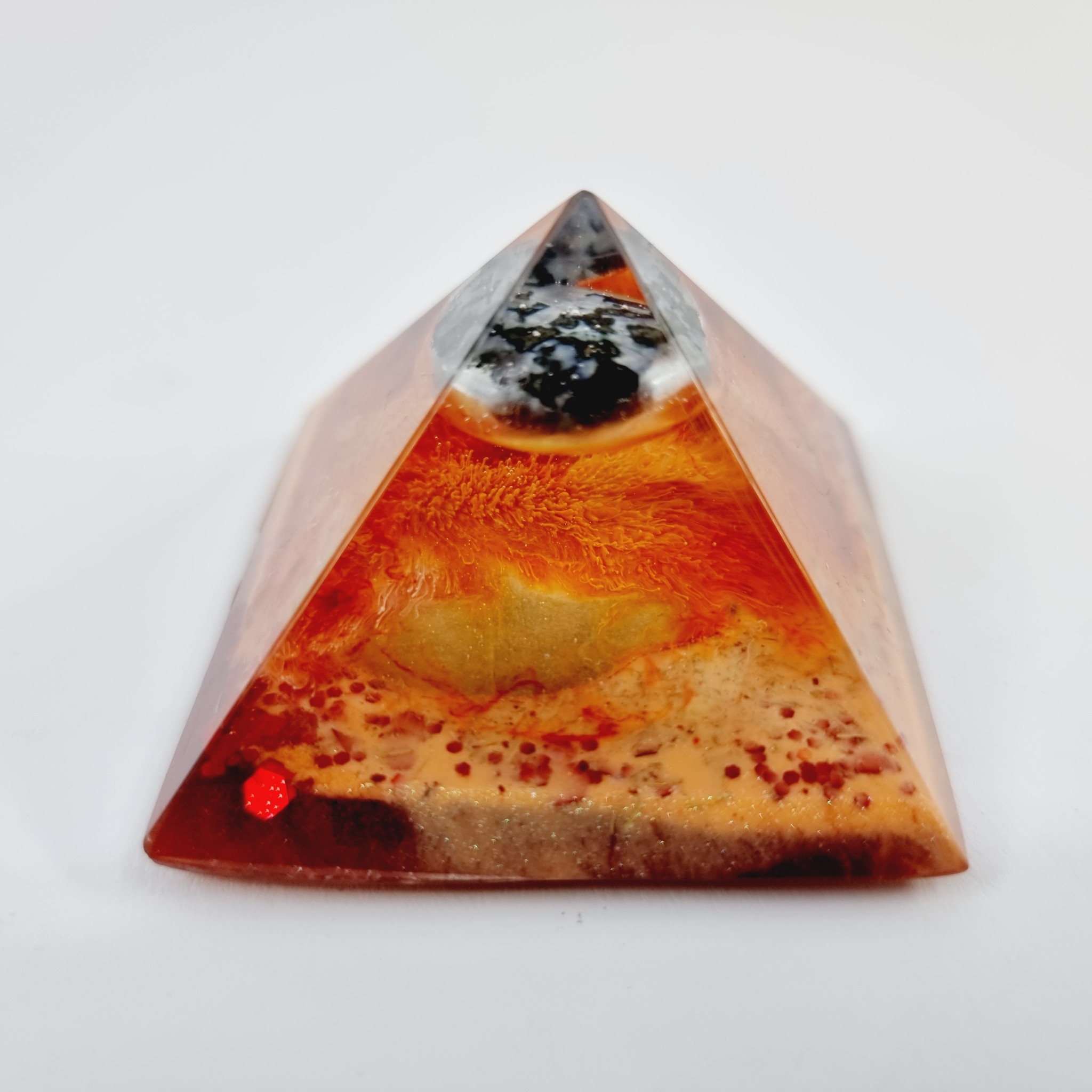 Mystical being - Orgonite piramide