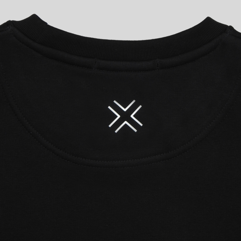 Clasic sweater - black/white color