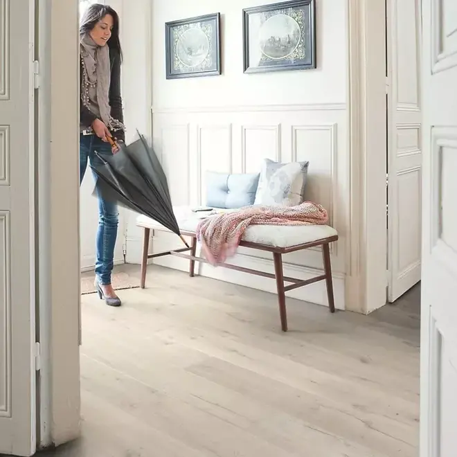 Quickstep Impressive Soft Oak Light