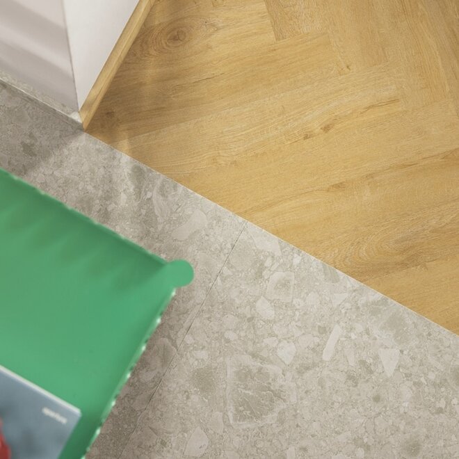 Quickstep Blush Vinyl Flex Tegel Dryback PVC Stronk Warm Grijs