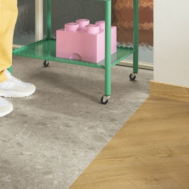 Quickstep Blush Vinyl Flex Tegel Dryback PVC Stronk Warm Grijs