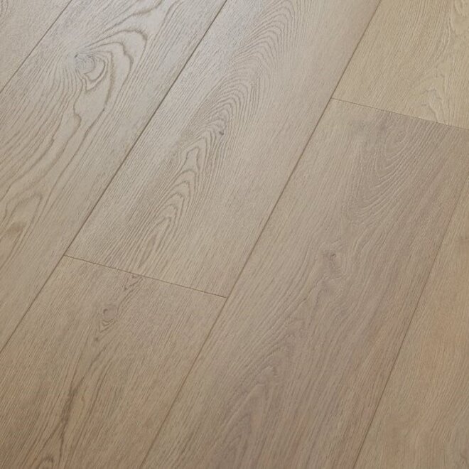 COREtec XL-End Montclair
