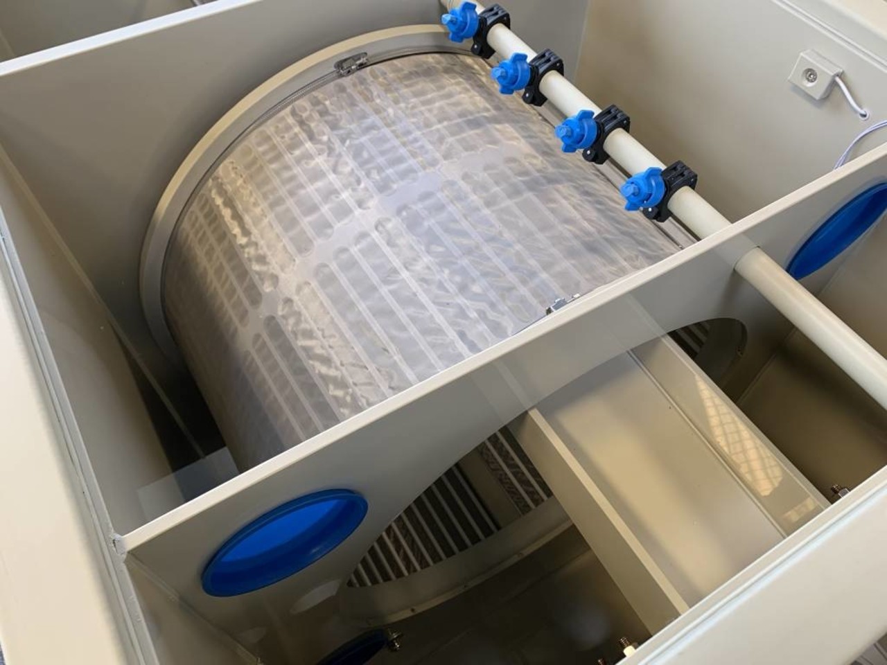 MPF Makoi PondFiltration Biodrum 100 incl. matting chamber MPF Makoi PondFiltration Biodrum 100 incl. matting chamber