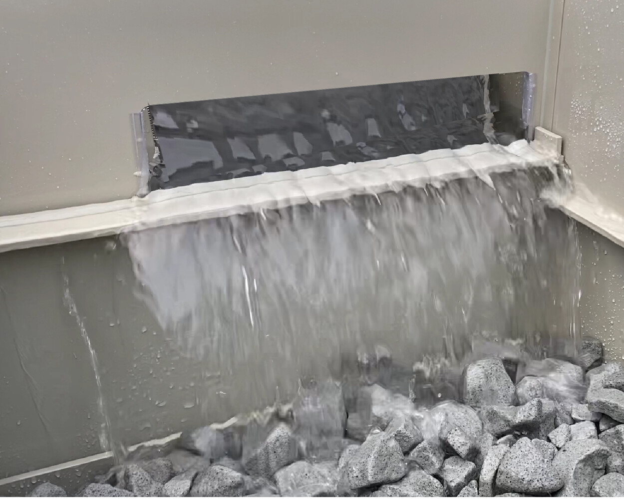 MPF ILEX GRAVITY TRICKLE MEDIUM Trickle filter op zwaartekracht