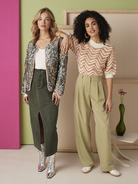 SS2405 Yasmin SS2405 Yasmin