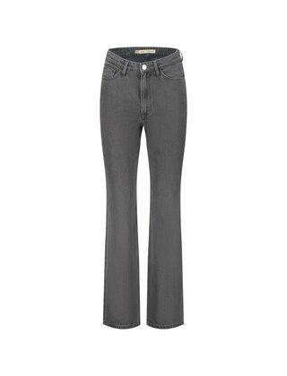 R225AW420120 Savanna