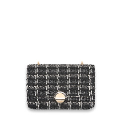 Carly envelop ( black ) RRP 39,95