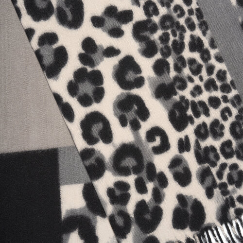 Patchwork shawl ( gray )  RRP 14,8