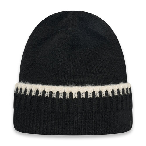 Knitted beanie ( black )  RRP 9,25