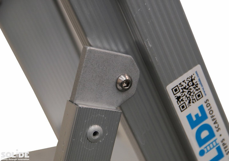 Solide Prof. Enkele Trap Compact 4 Tr.