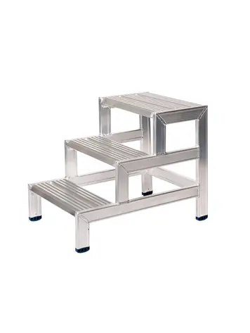 Solide Montagetrap 45° mt 3 Treden | 50cm