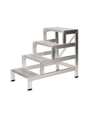 Solide Montagetrap 45° mt 4 Treden | 50cm