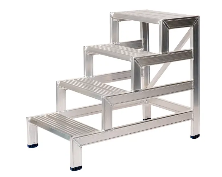 Solide Montagetrap 45° mt 4 Treden | 60cm