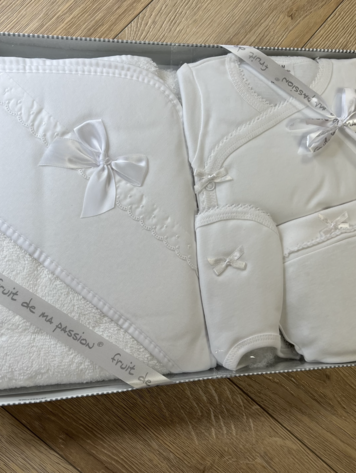 GIFT BOX BABY WHITE