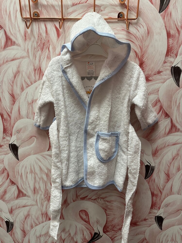 BABY BATHROBE