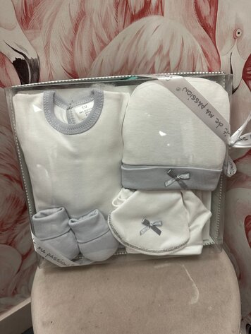 BABY GIFT SET GREY
