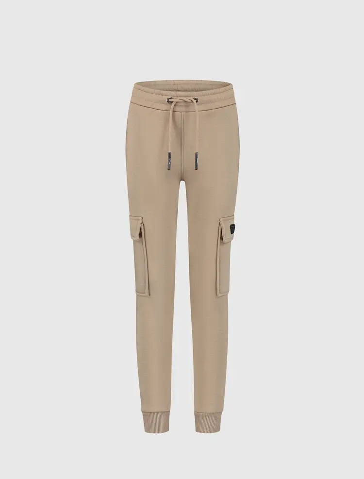 JUNIOR LOGO BADGE CARGO SWEATPANTS TAUPE